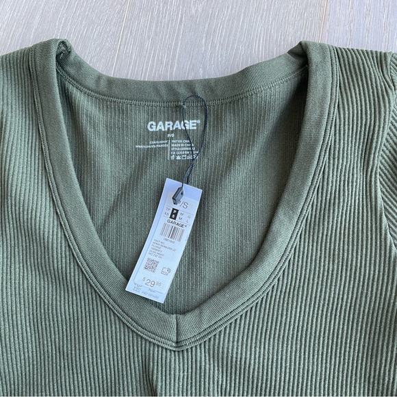 GARAGE, ribbed fitted top with tags never worn - Picture 2 of 2